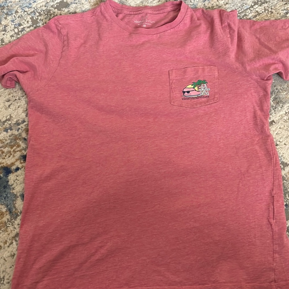 Vineyard Vines tee
